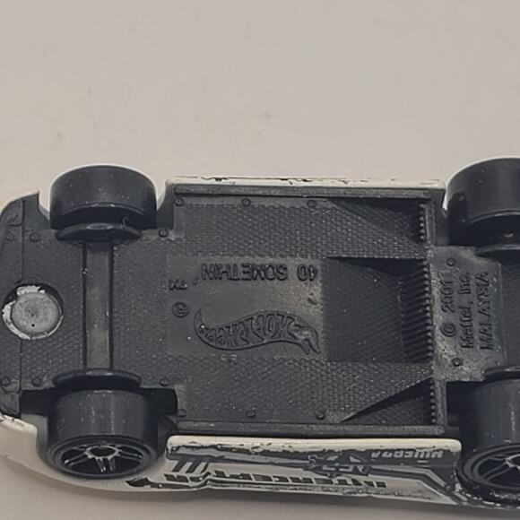 Hot Wheels 2001 loose diecast 40 Somethin INTERCEPTOR HWE624 Police vehicle - Picture 5 of 5